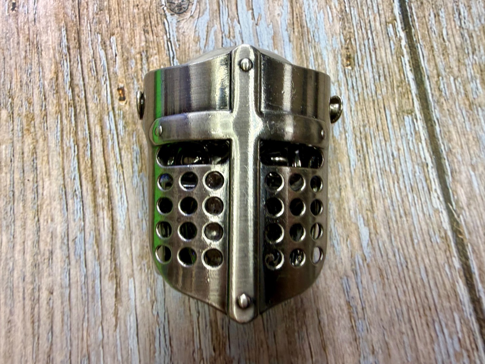 Skull Wearing Hinged Knights Helmet Medieval Figural Moving Shield Belt Buckle