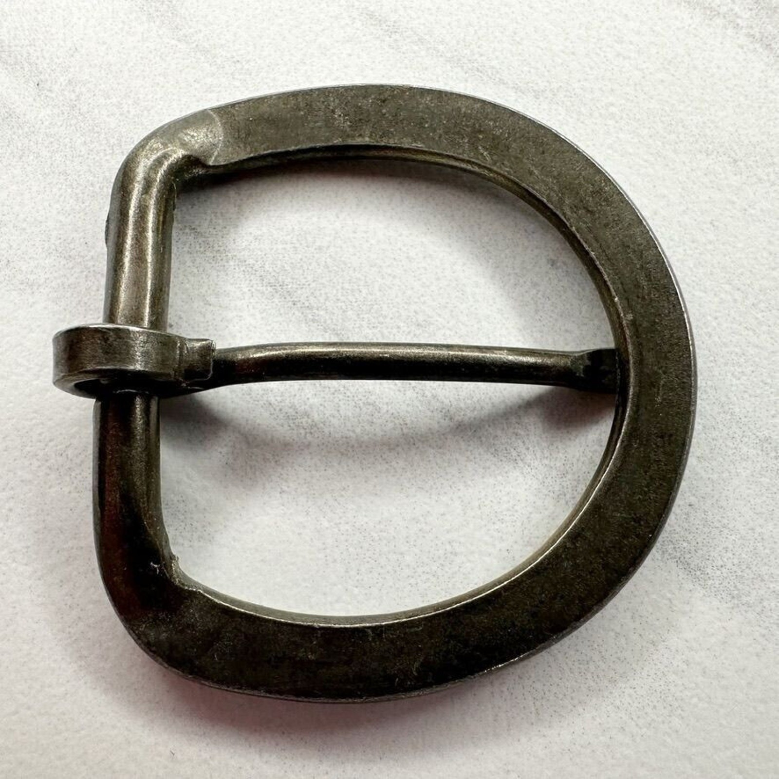 Rounded Dark Silver Tone Simple Basic Belt Buckle