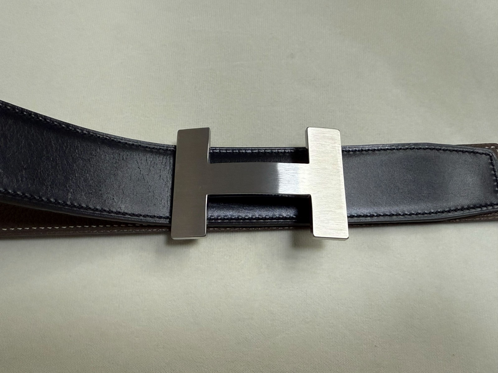 38mm Buckle Replacement Belt Buckle Brushed H Quizz with Pouch