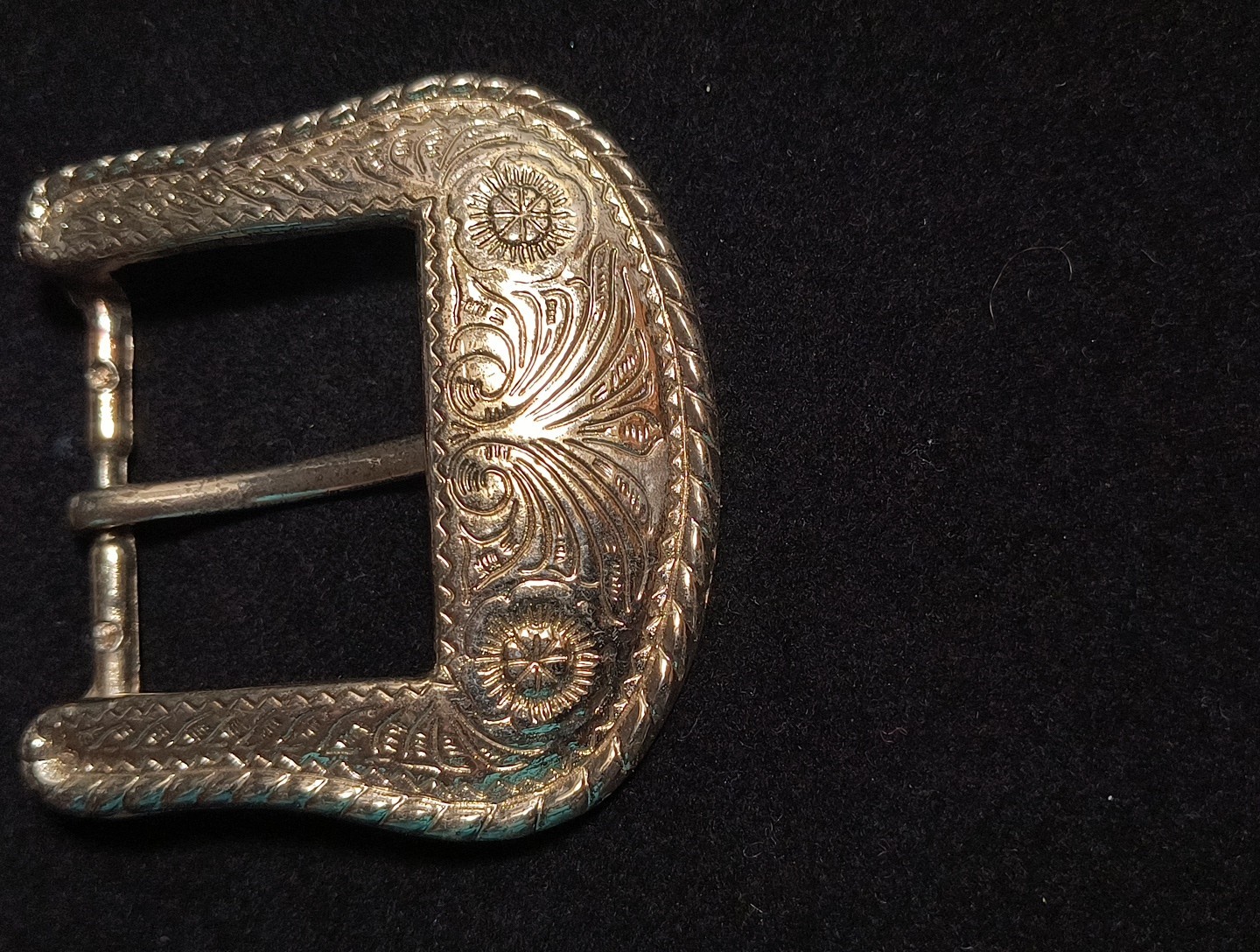 Vintage Western Style Belt Buckle Silver Tone Engraved Scroll Design