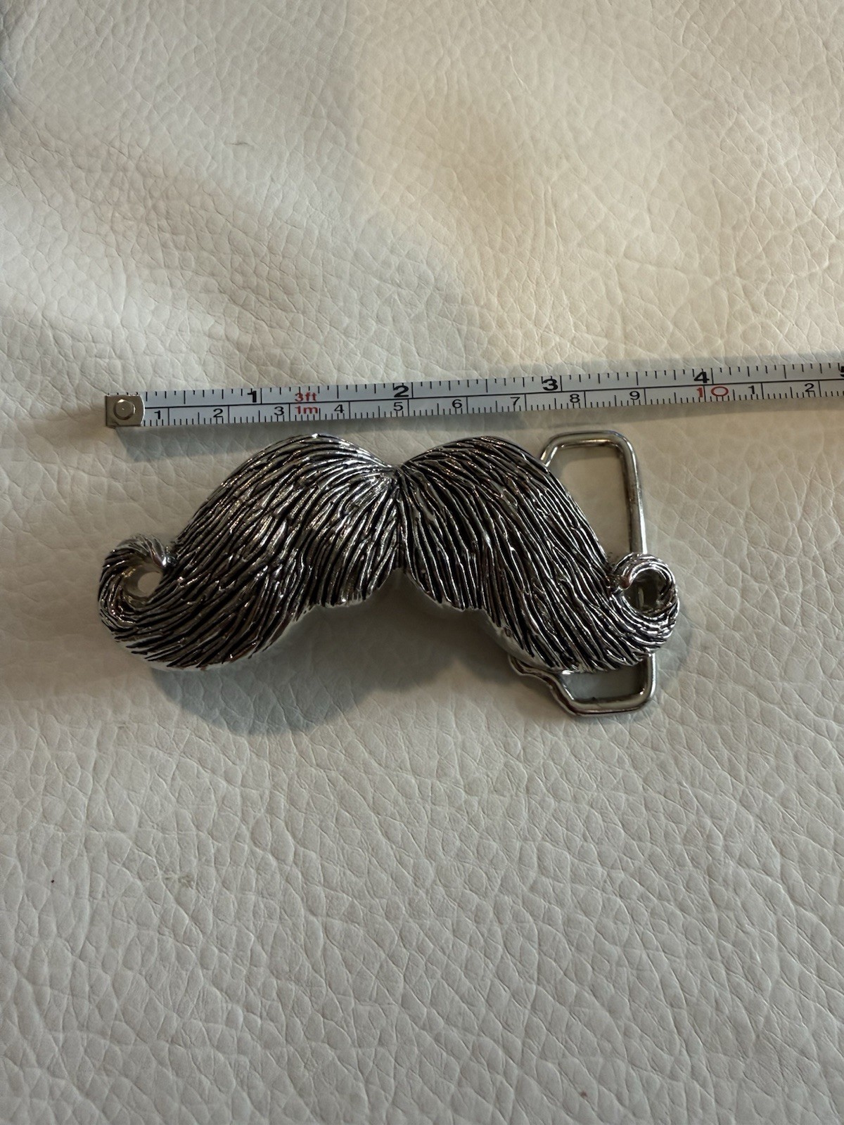 Buckle Rage Handlebar Mustache Novelty Belt Buckle Silver Tone Hipster Kitsched