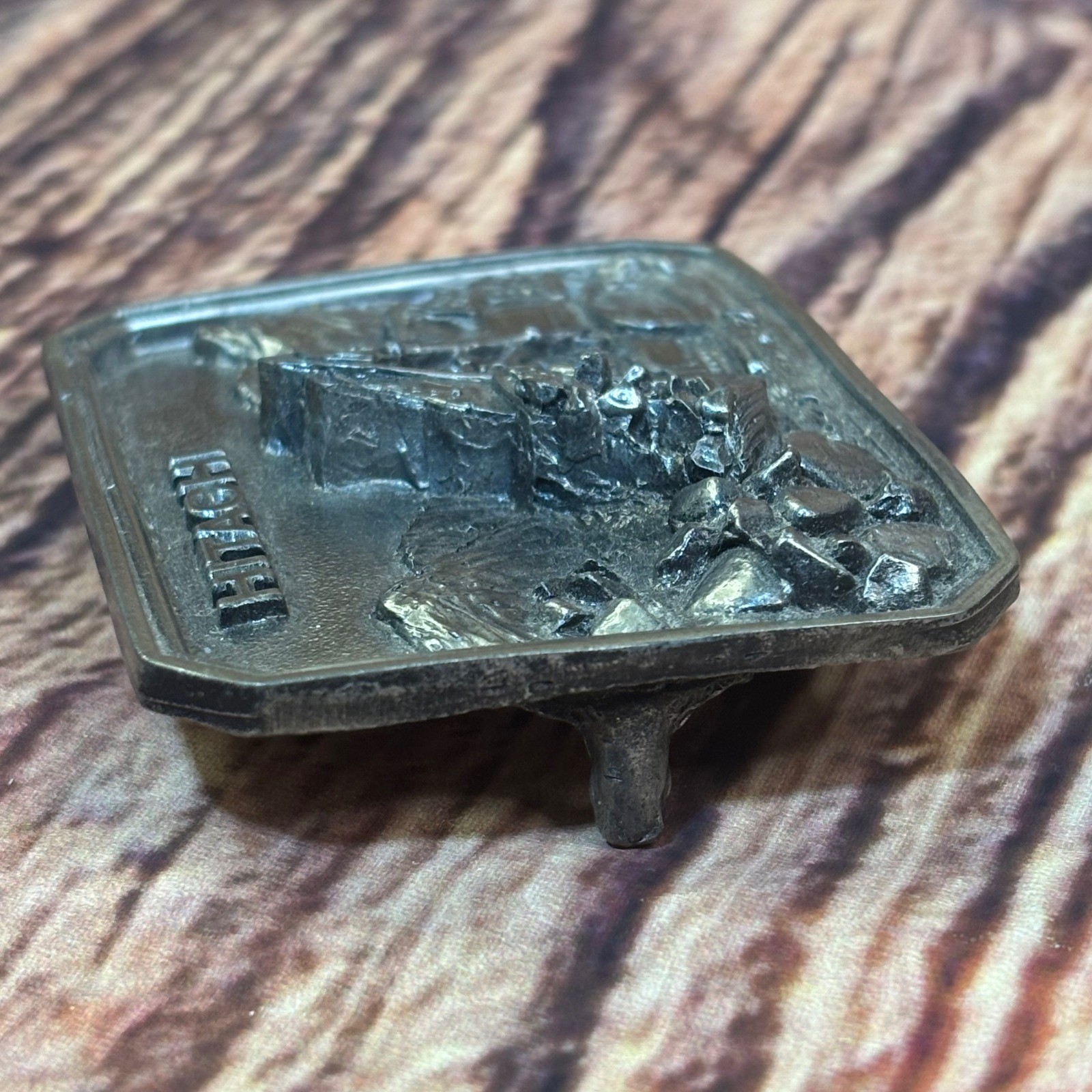 Vintage Hitachi Silver Belt Buckle Excavator Construction Mountains 951651 Rare