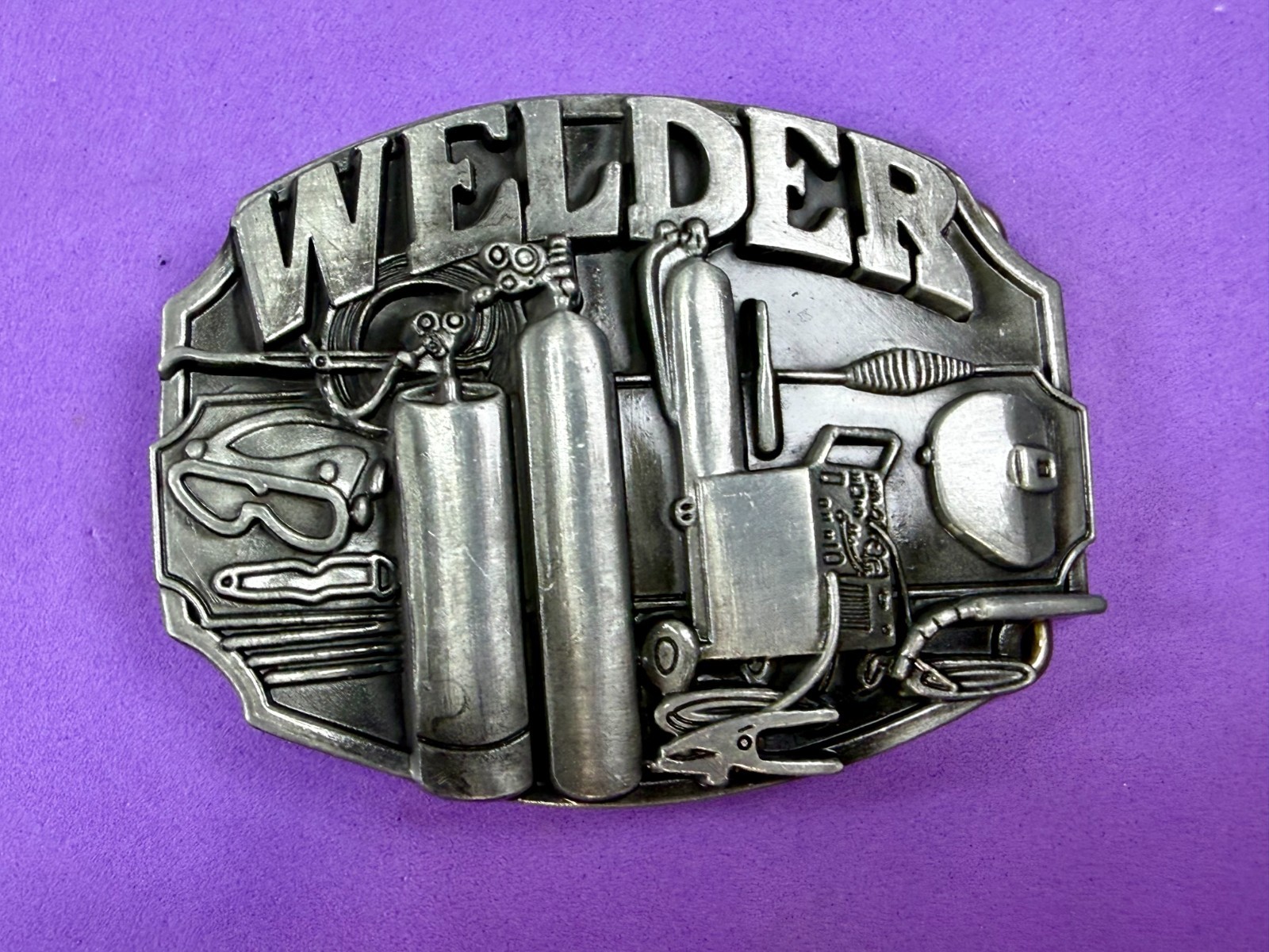 Welder Welding Soldering Tradesman Profession Silver Color NOS Belt Buckle