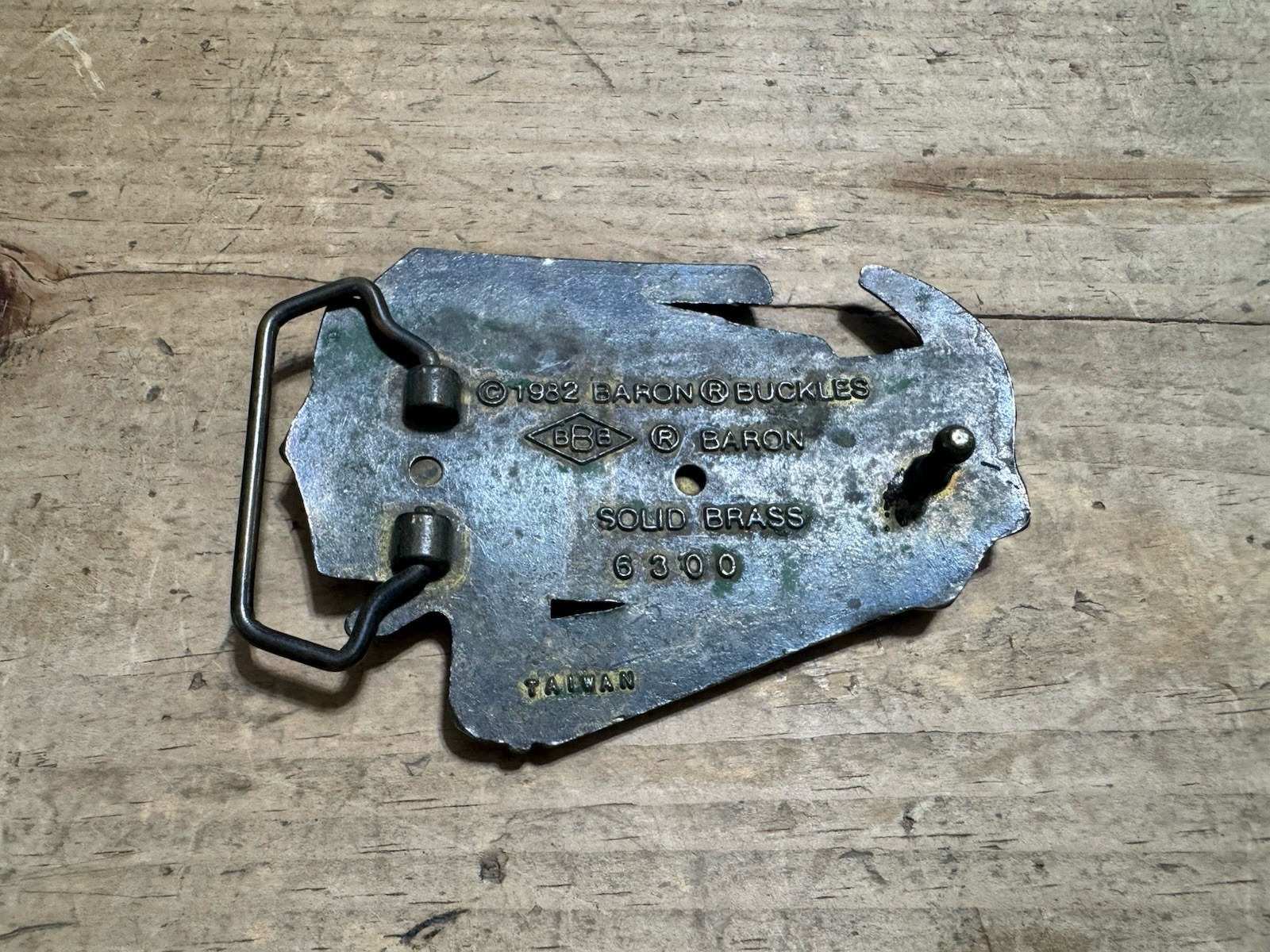 1982 Builder Carpenter Tradesman Brass Belt Buckle Hammer Ruler Level Baron 6300