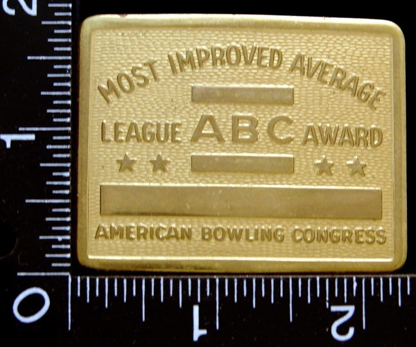 MG12150 VINTAGE *LEAGUE ABC AWARD* MOST IMPROVED AVERAGE BELT BUCKLE