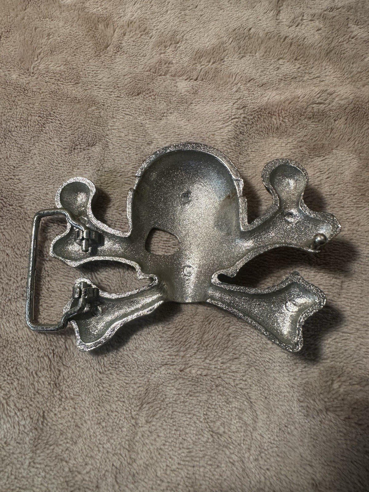 Men&rsquo;s Skull & Crossbones Western Metal Belt Buckle, Silver Tone, 1.5 in