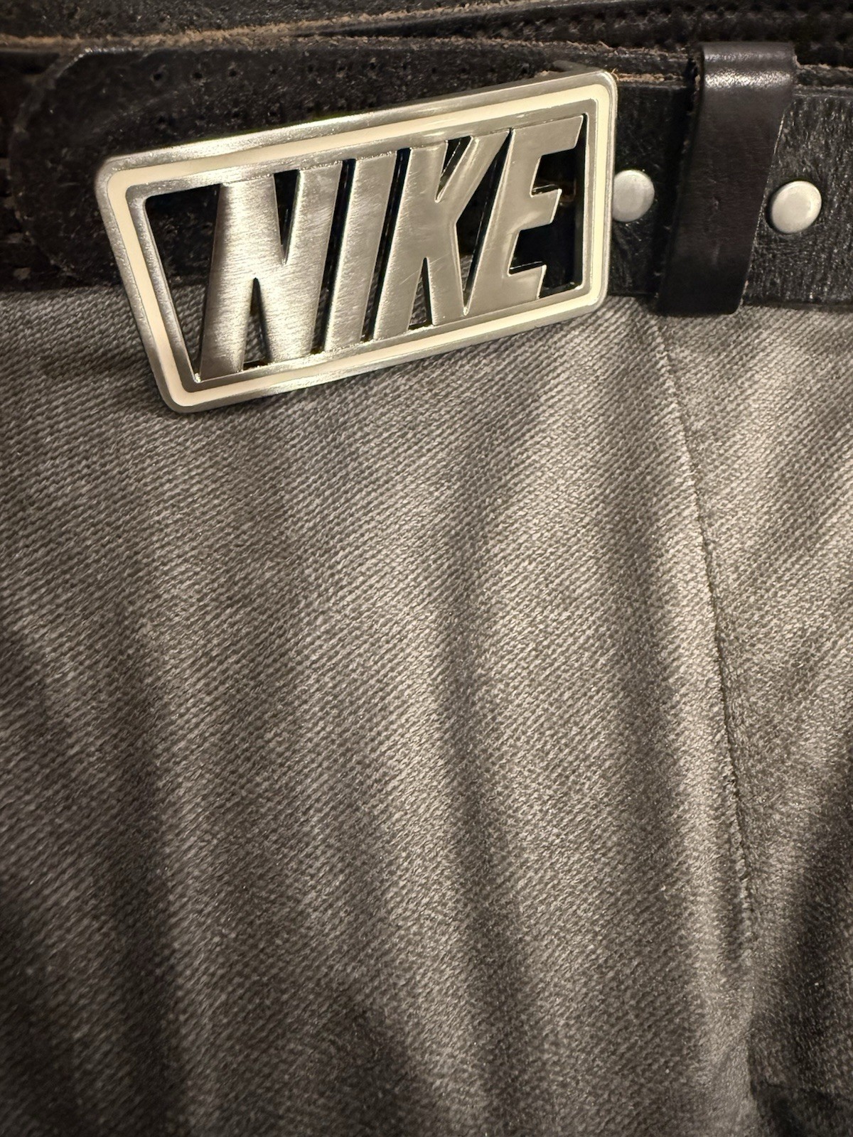 Nike Spellout Sliver Buckle Brown Leather Belt Sz.32
