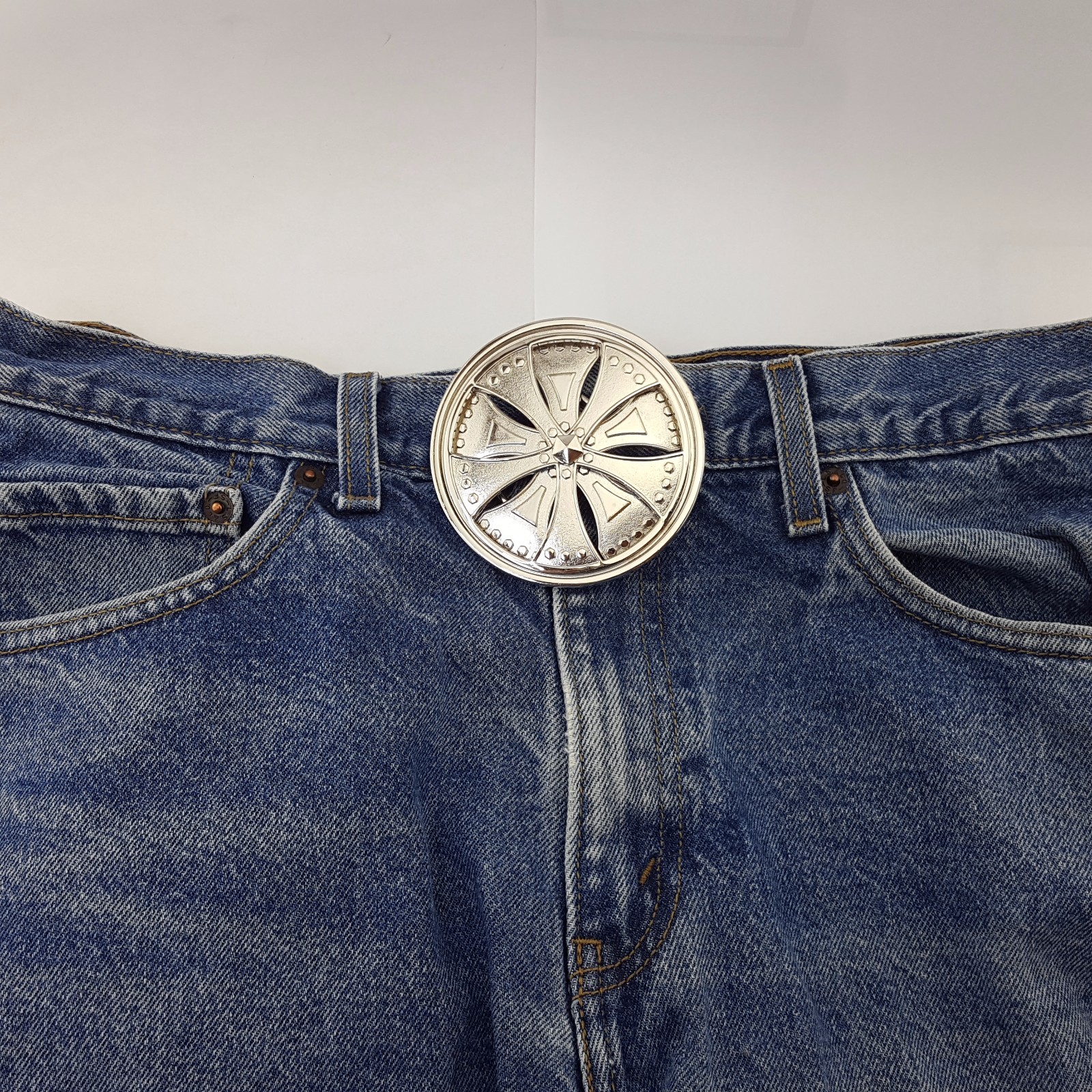 Spinning Wheel Buckle by Rock Rebel
