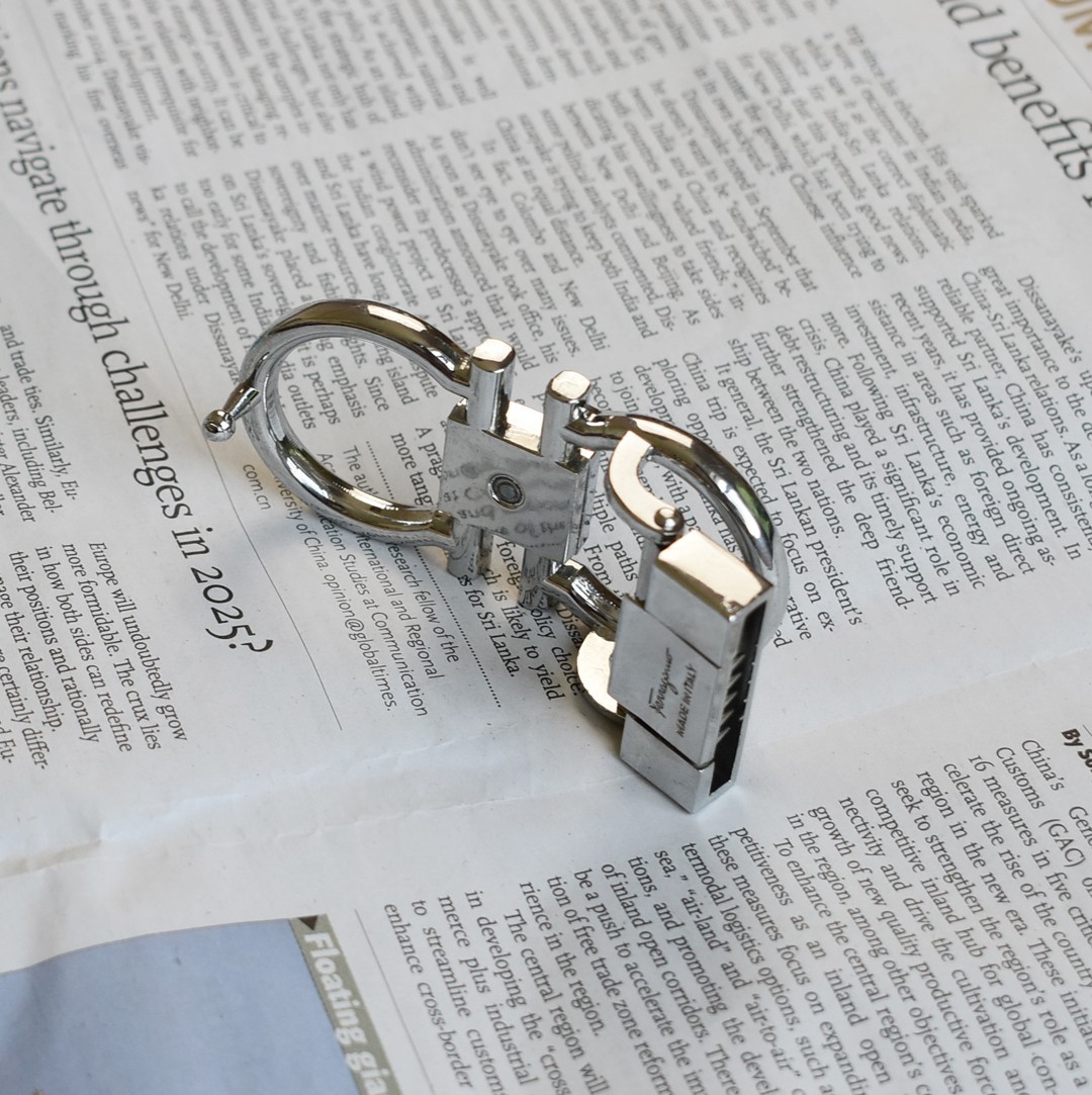Salvatore Ferragamo Alloy Horseshoe Buckle for 34-35mm leather strap Silver