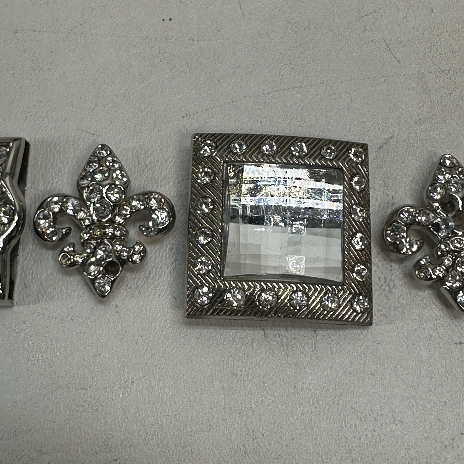 Laly Design Buckle 6 Pc Set Silver Tone Metal Rhinostone Fleur de Lis Tip