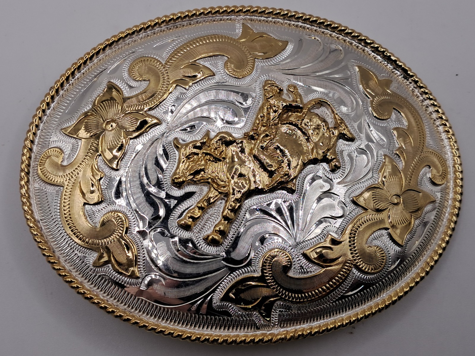 Alpaca Mexico Silver Gold Tone Large Rodeo Belt Buckle Cowboy Bull Rider 5&Prime;x4&Prime;