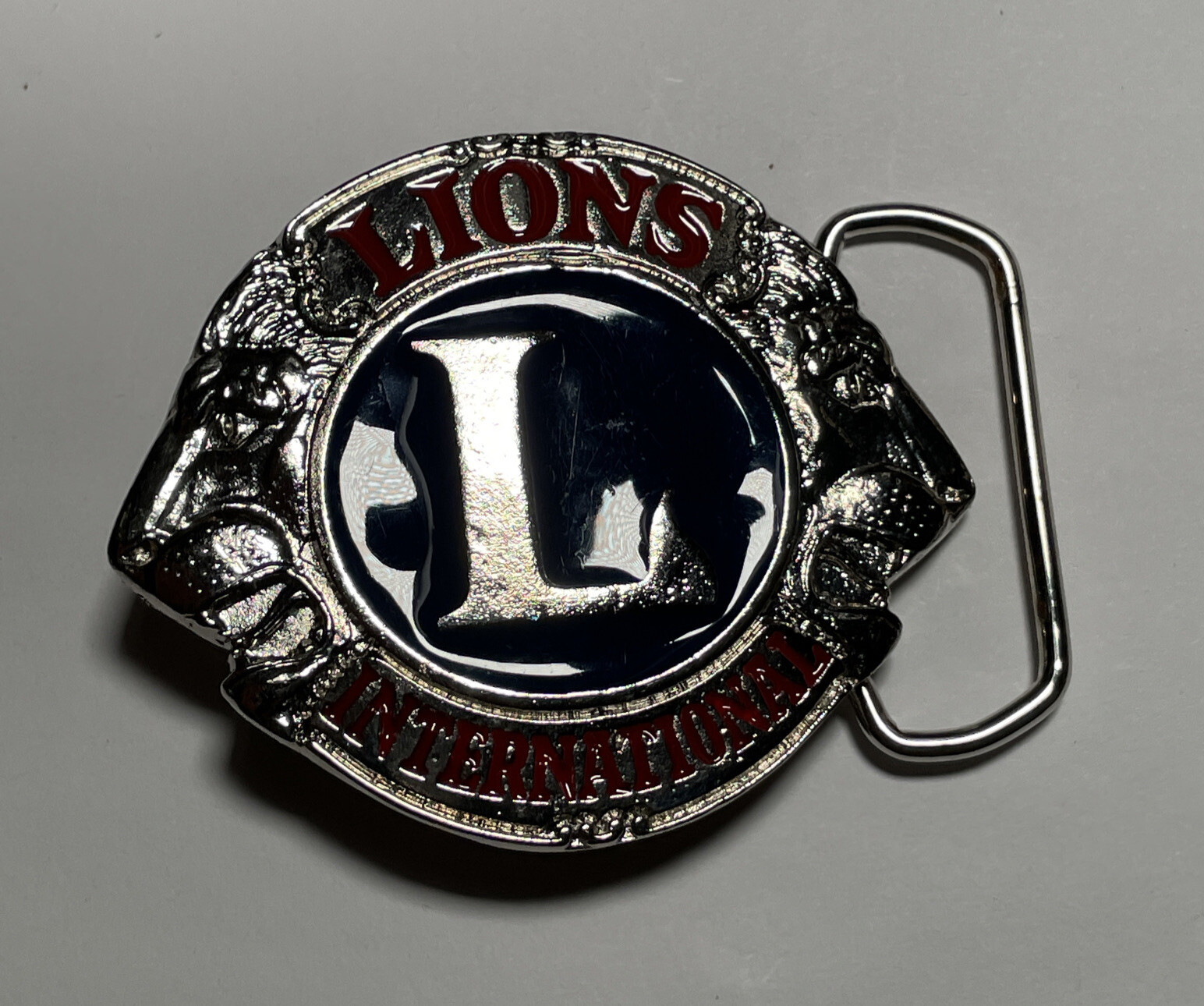 Vintage Lions International Lion&rsquo;s Club Belt Buckle 2011 Red Blue Silver Head