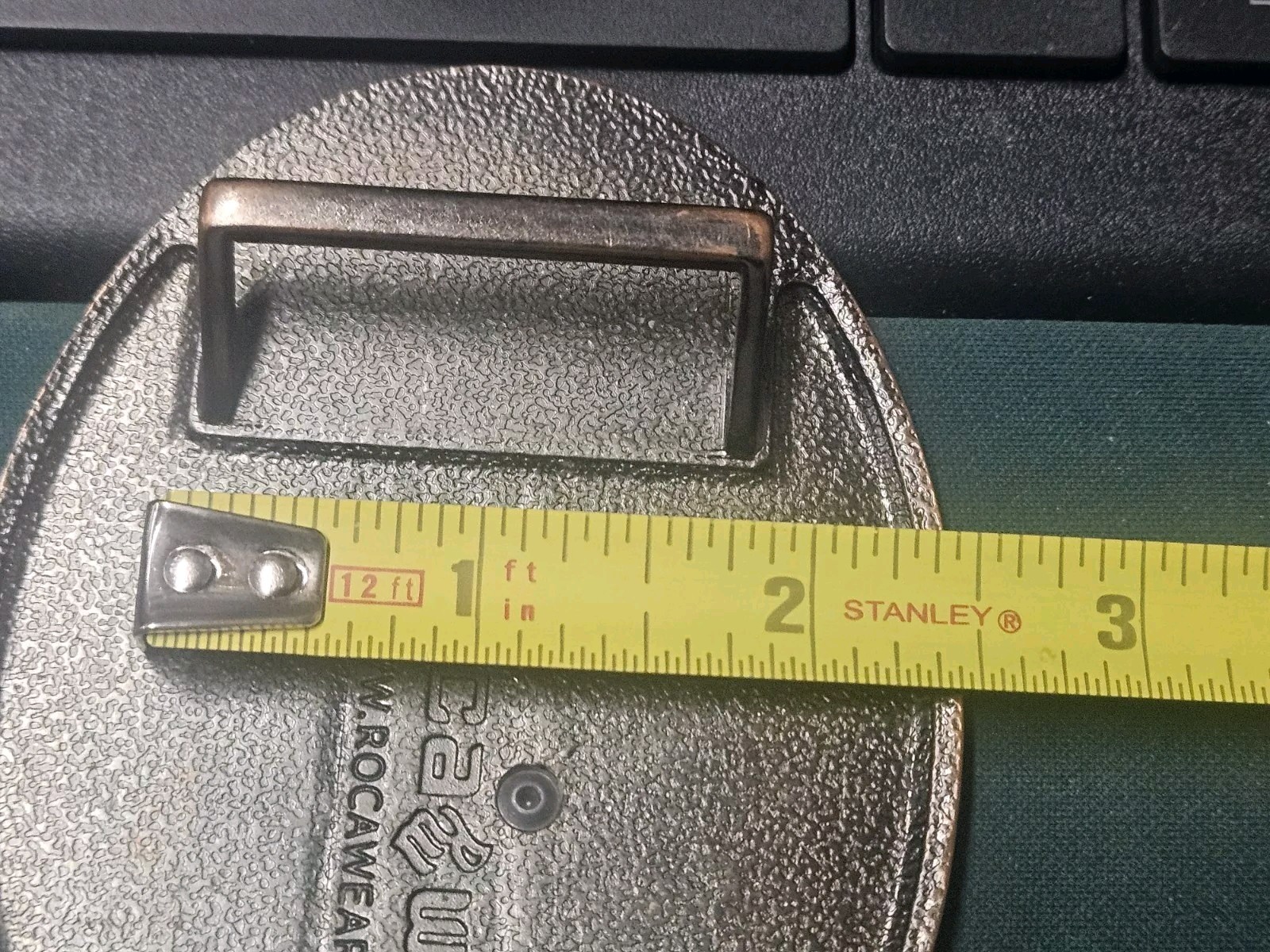 VINTAGE 1999 ROCAWEAR BRAND DENIM JEANS DENIM BELT BUCKLE