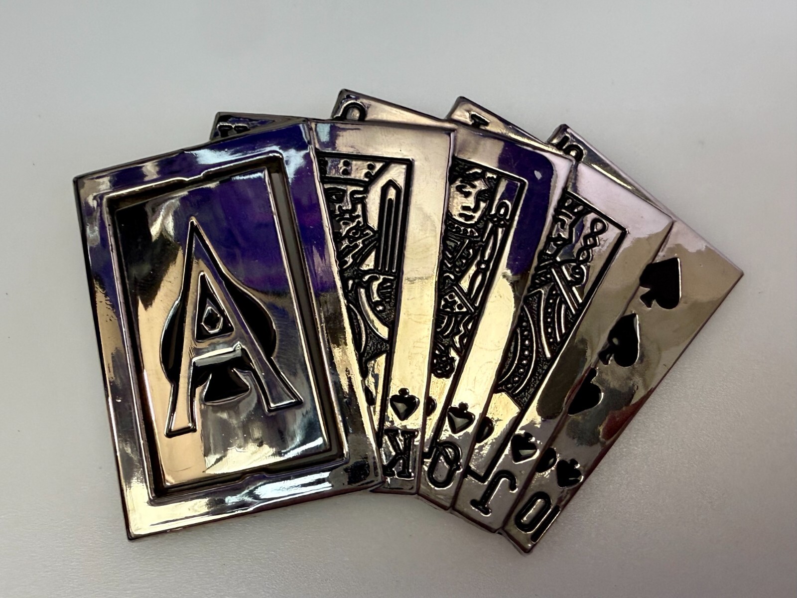 Royal Straight Flush Casino Poker Gambling Spinning Reversible Ace Belt Buckle