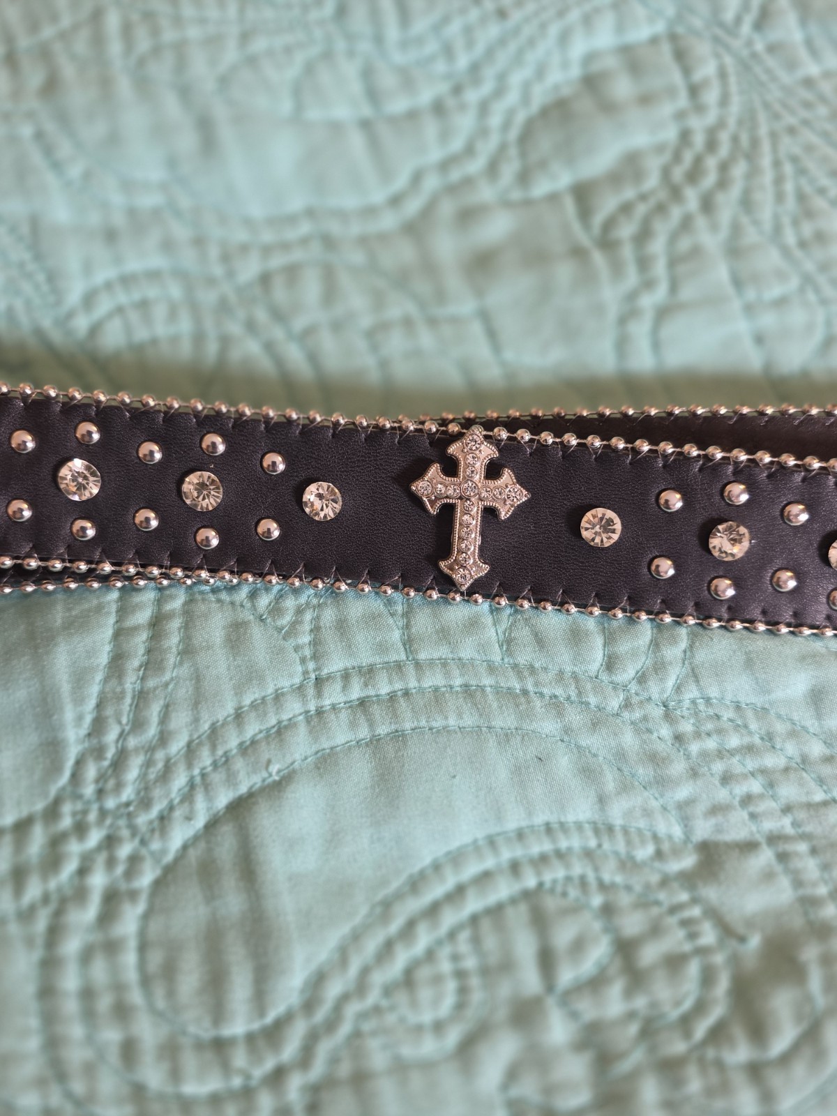 Women&rsquo;s Black Cross Rhinestone Western Motorcycle Bling Leather Belt