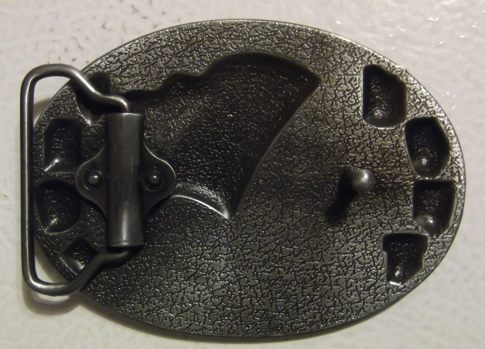 VIETNAM VETERAN BELT BUCKLE – FORGOTTEN HEROES – USA MILITARY VET