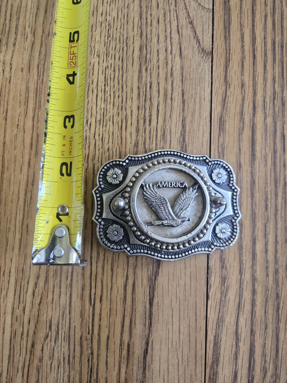 Men&rsquo;s or women&rsquo;s Silver Tone Western Oval Belt Buckle America Eagle Patriotic