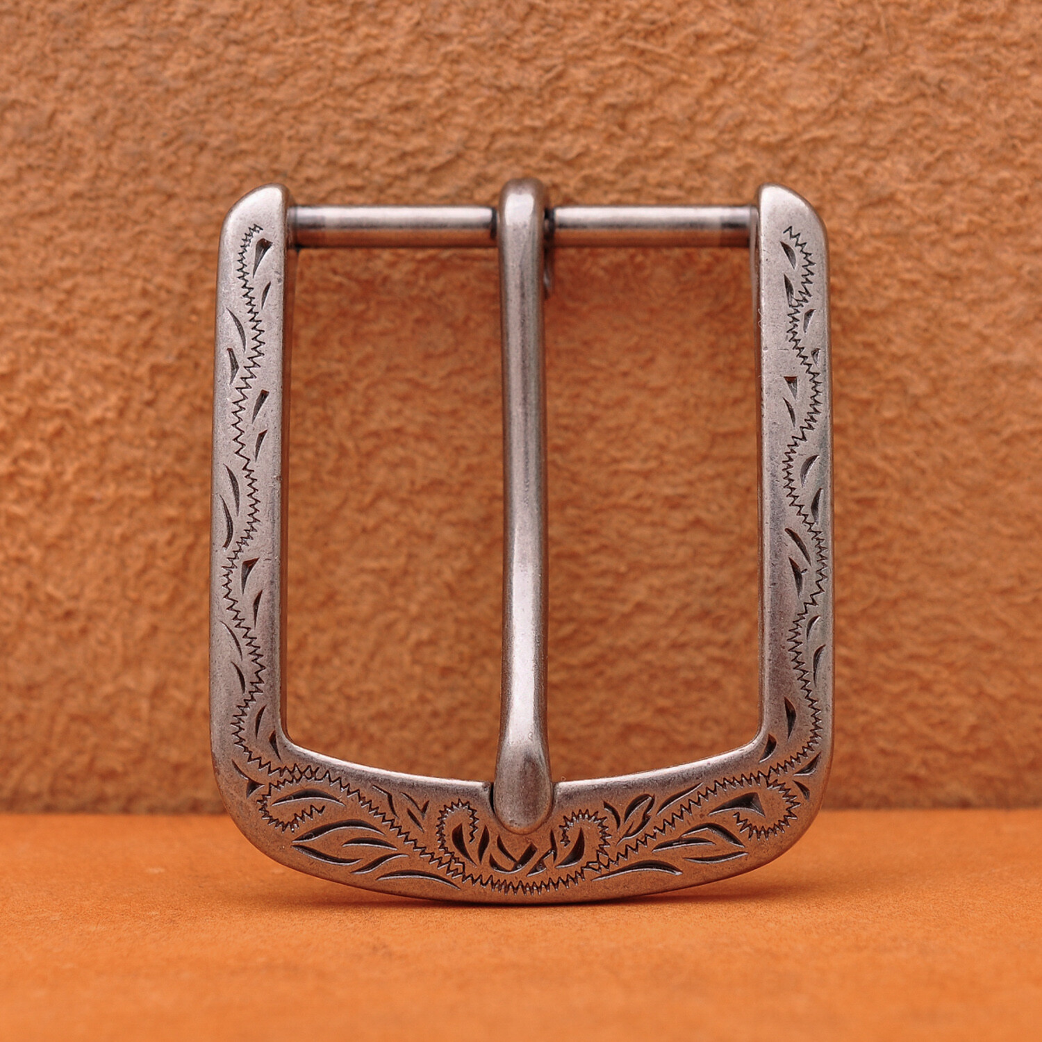 Flower Carved Antique Prong Pin Buckle Men Leather Belt Replacement Buckle 40mm