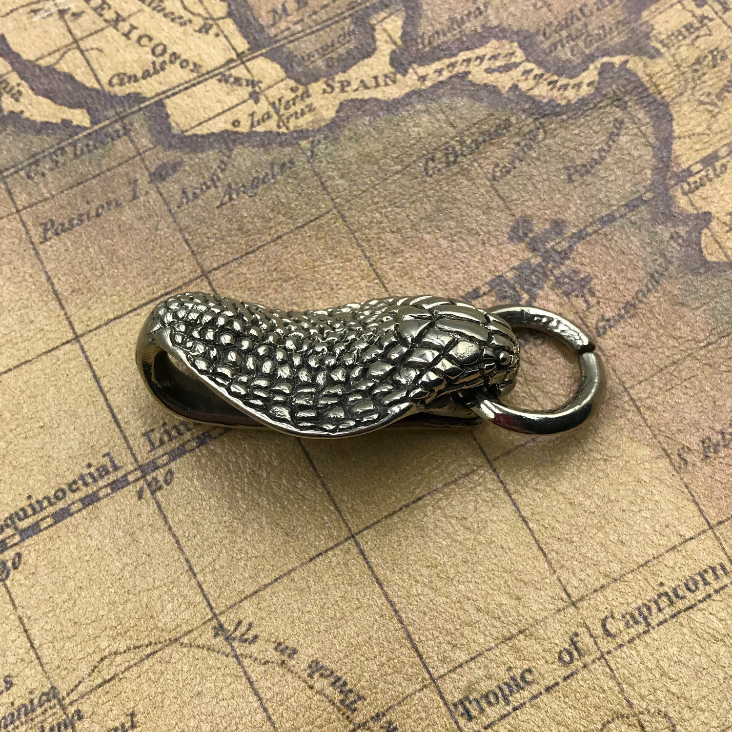 King Cobra Belt Keychain Holder, Key Manager, Keychain Belt lot