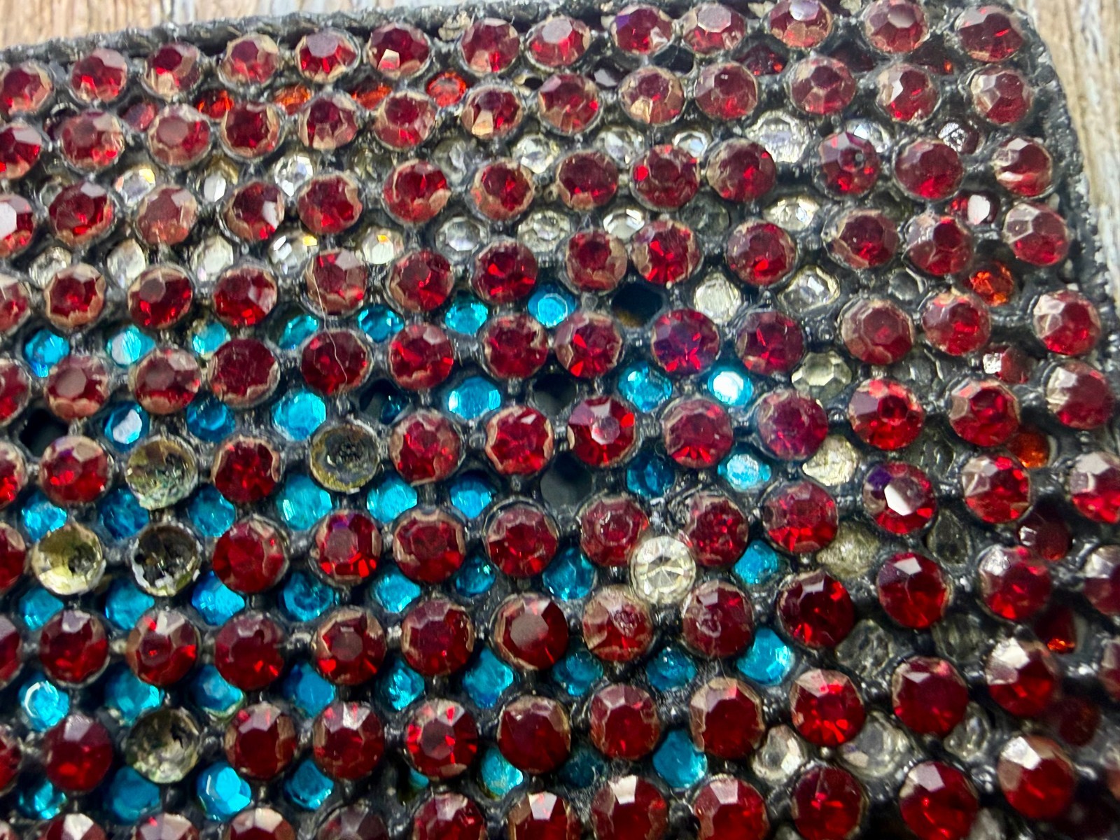 Sparkling Red Rhinestone Covered Vintage Women&rsquo;s Artisan Made Belt Buckle