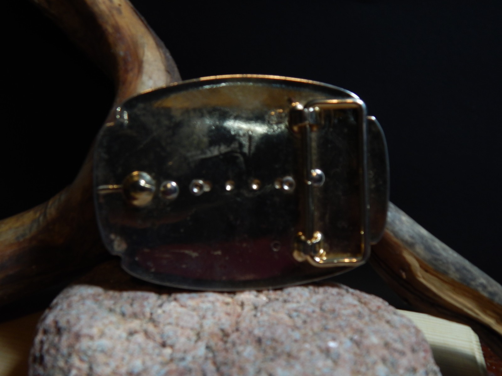 Man&rsquo;s or Lady&rsquo;s Gold Tone Belt Buckle 2 Carnelian Agates, Fits 2&Prime; Belt