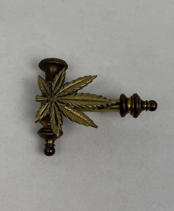 Vintage Marijuana Weed Bud Pot Leaf Brass Hippie Pipe Belt Buckle 1970s Ganja