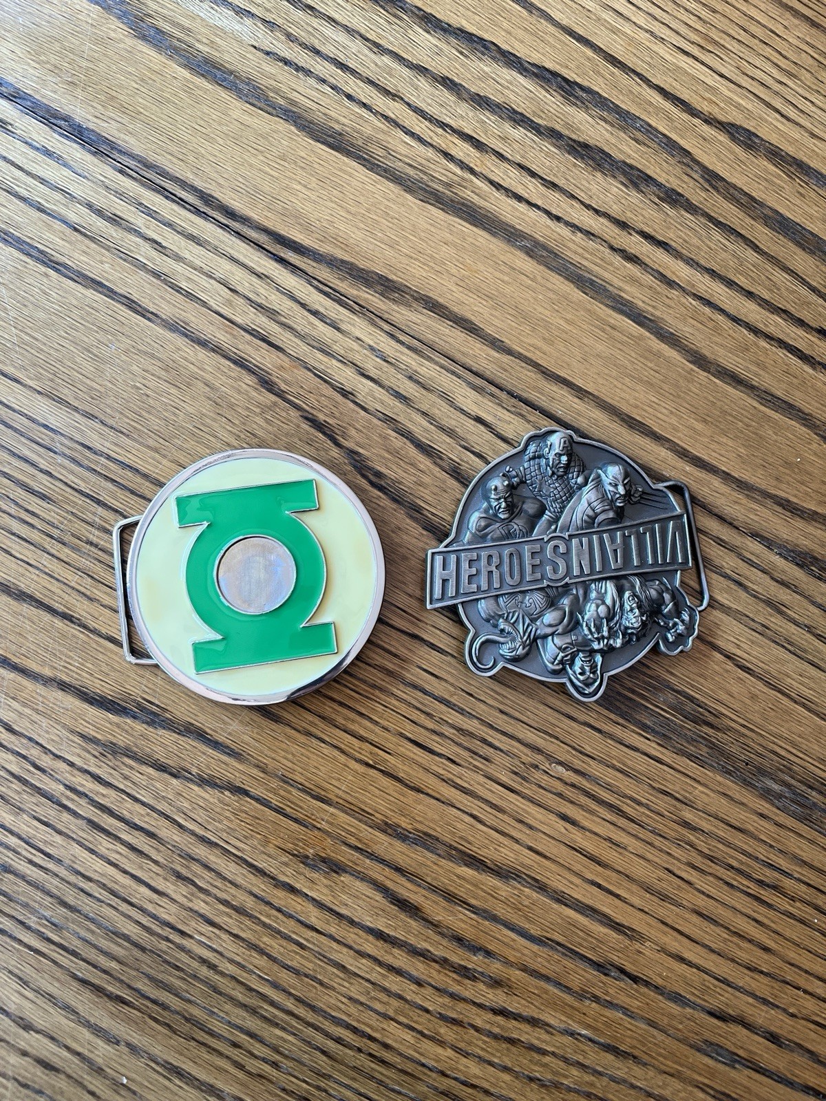2009 MARVEL Comic HEROES VS VILLAINS And Green Lantern BELT BUCKLE