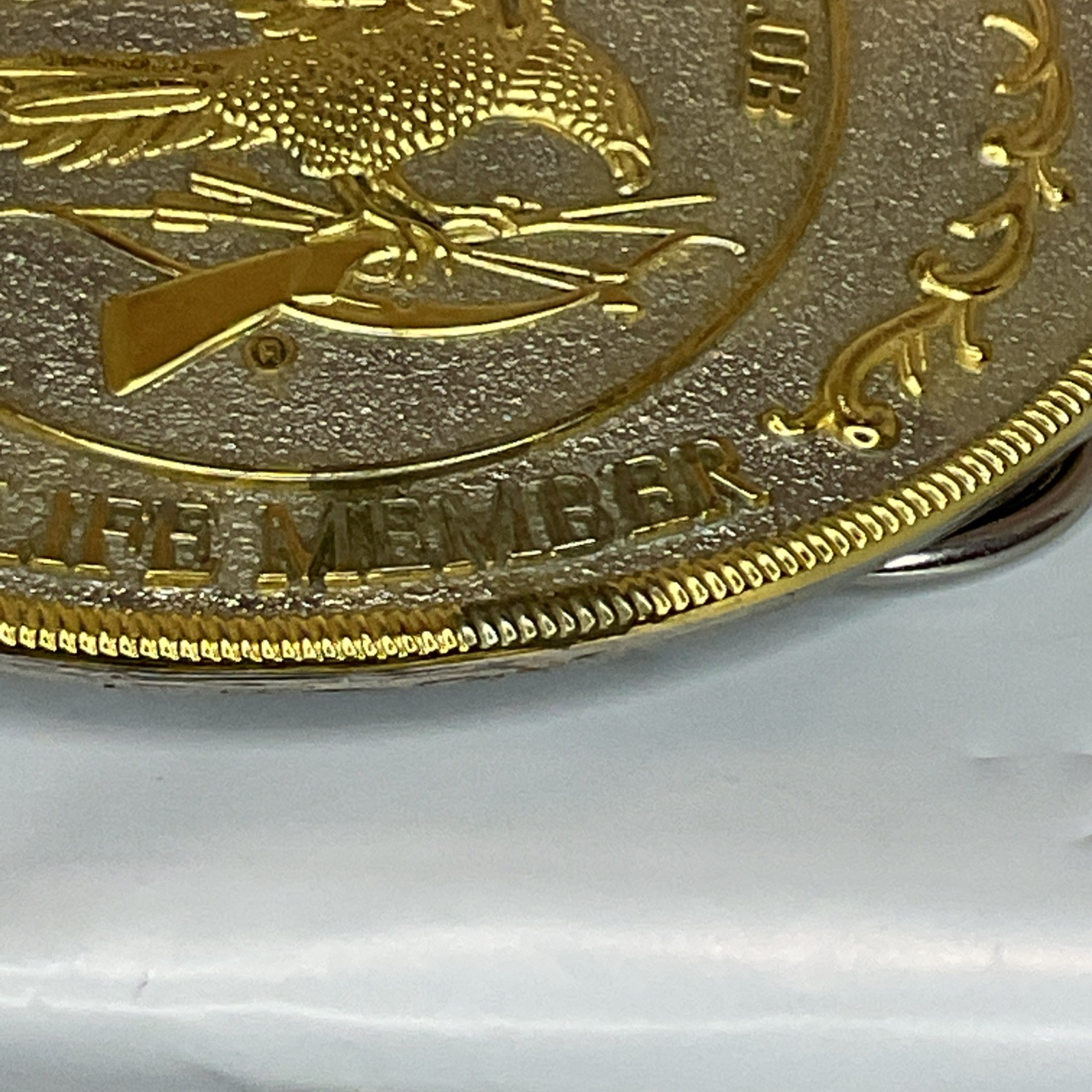 NORTH AMERICAN HUNTING CLUB LIFE MEMBER BELT BUCKLE WINGS OF GOLD OVAL 4X2.75”
