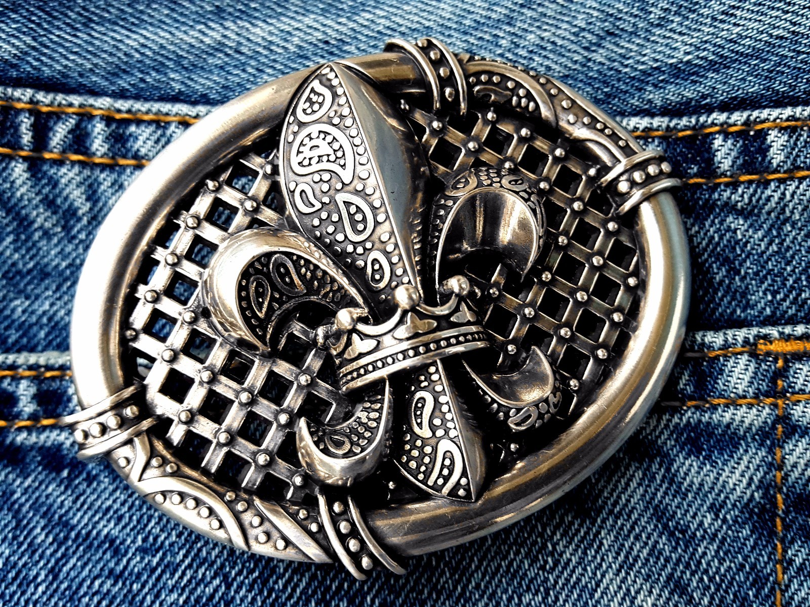 Belt Buckle Lily Buckle Ornament Fleur de Lis Vintage Silver 4cm