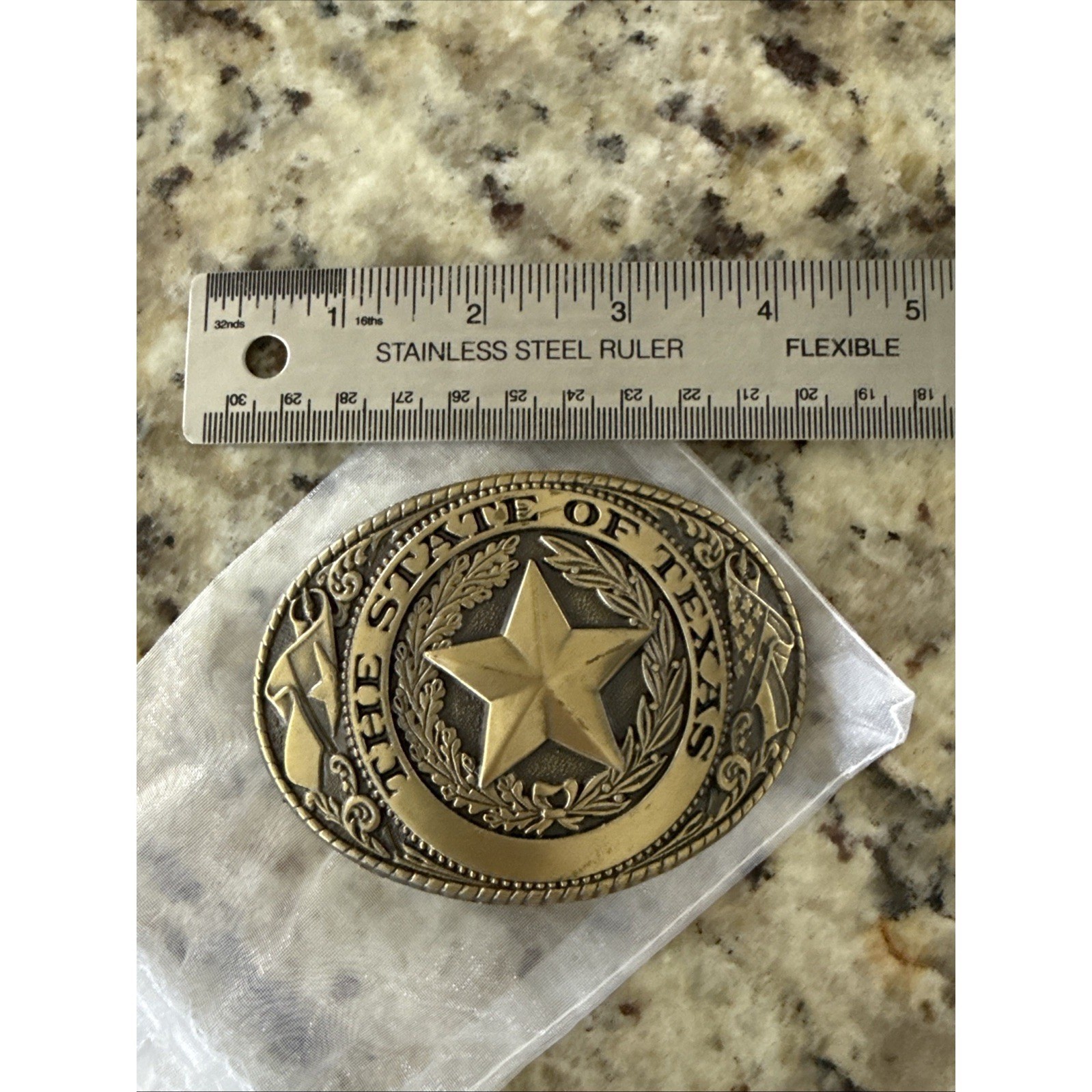 State of Texas Star Belt Buckle Flag Gold-Tone Metal Western 3.5&Prime;x2.5&Prime; (5610)