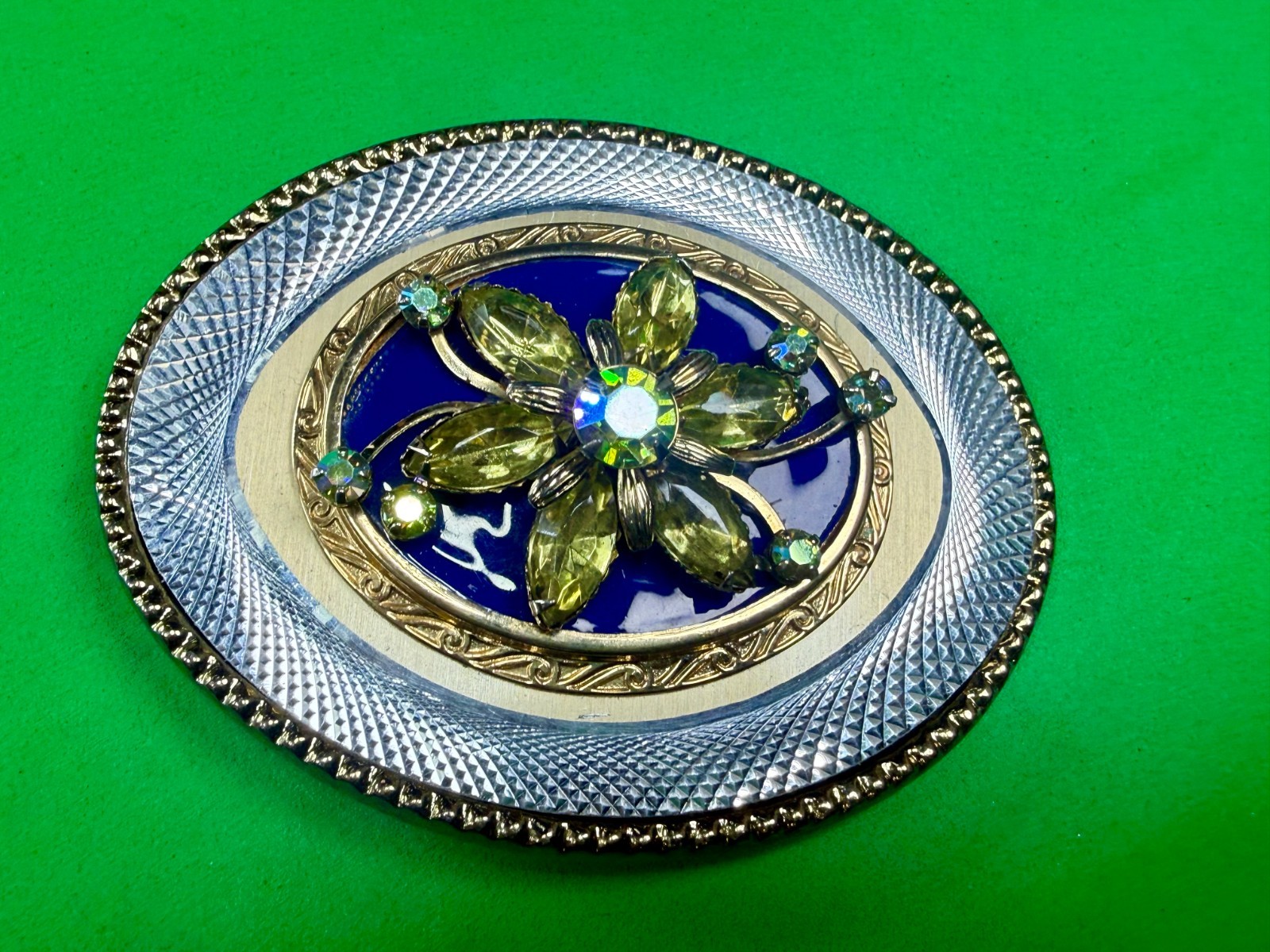 Flower Rhinestone Accented Floral Theme Etched Artisan Ladies Belt Buckle W USA