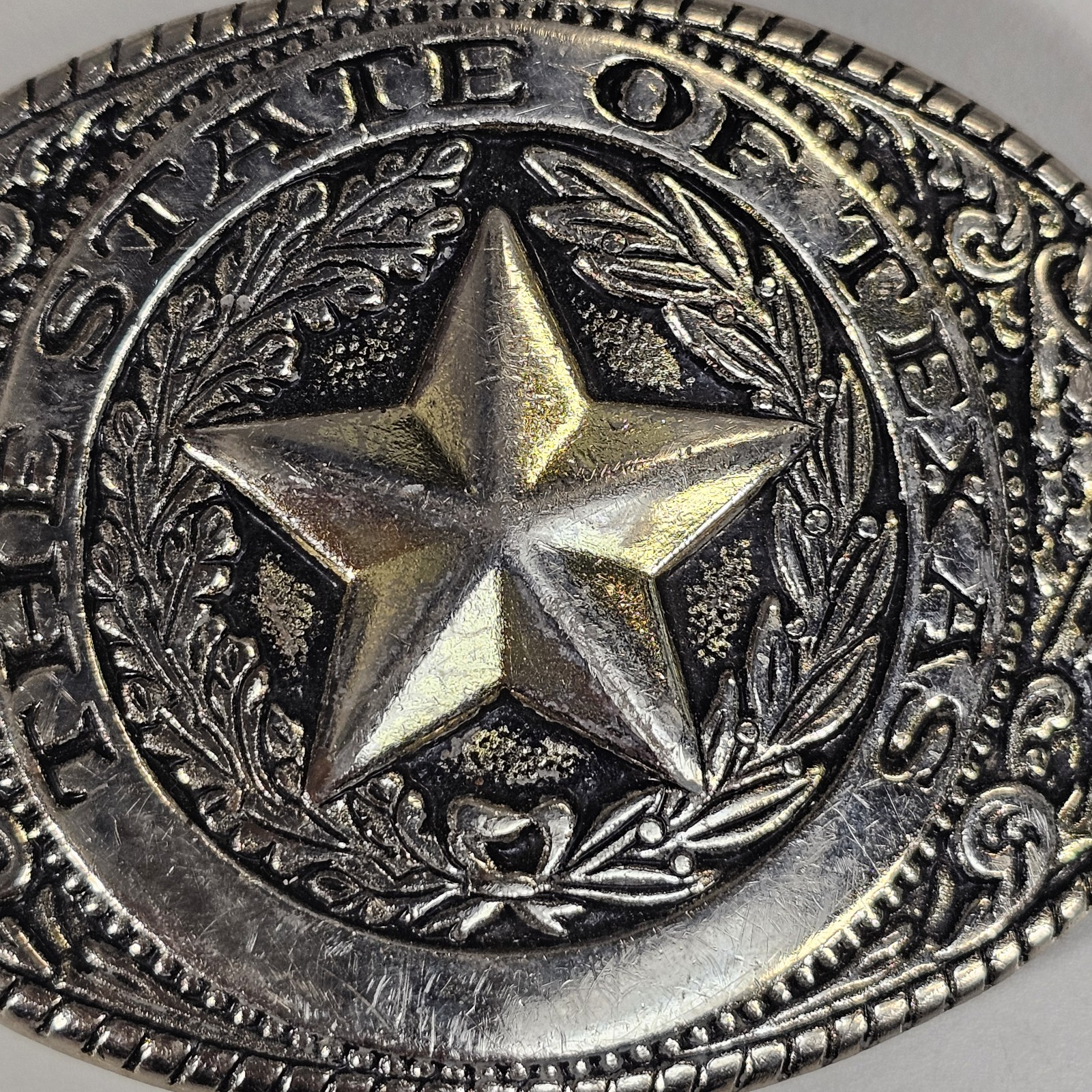 Texas State Seal Silver-Tone and Black Belt Buckle 3 3/4&Prime; x 2 3/4&Prime;