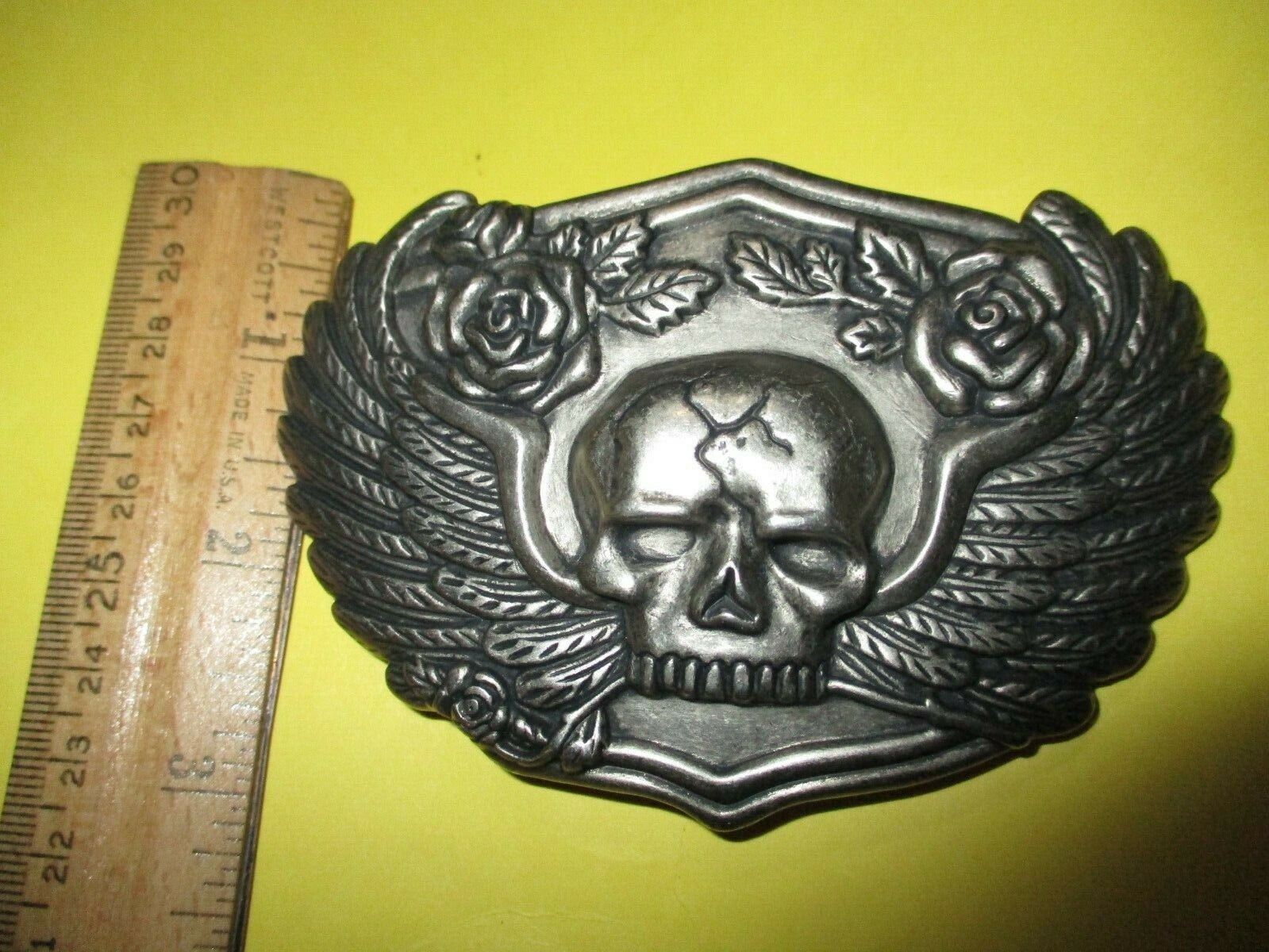 Pewter Belt Buckle – Skull w/ Wings & Roses- Biker Buckle for 1.5&Prime; Belt NEW