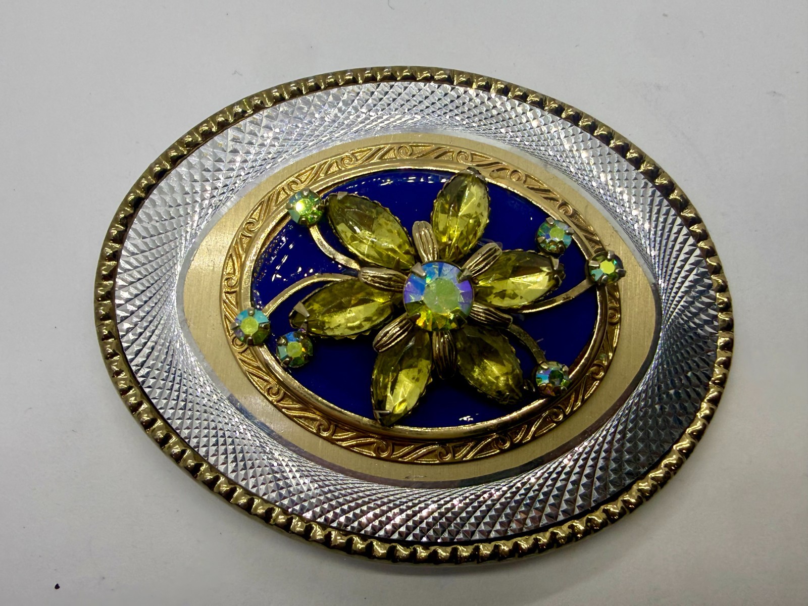 Flower Rhinestone Accented Floral Theme Etched Artisan Ladies Belt Buckle W USA
