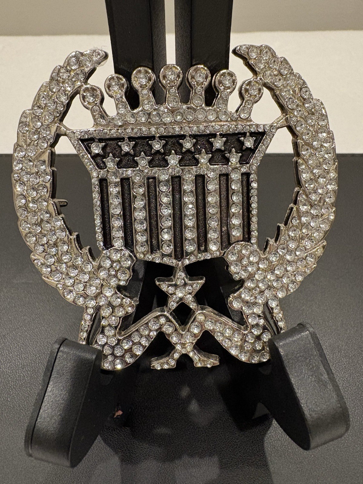 Silver Stars Casting Co. American Finest Rhinestone Eagle Shield /2004