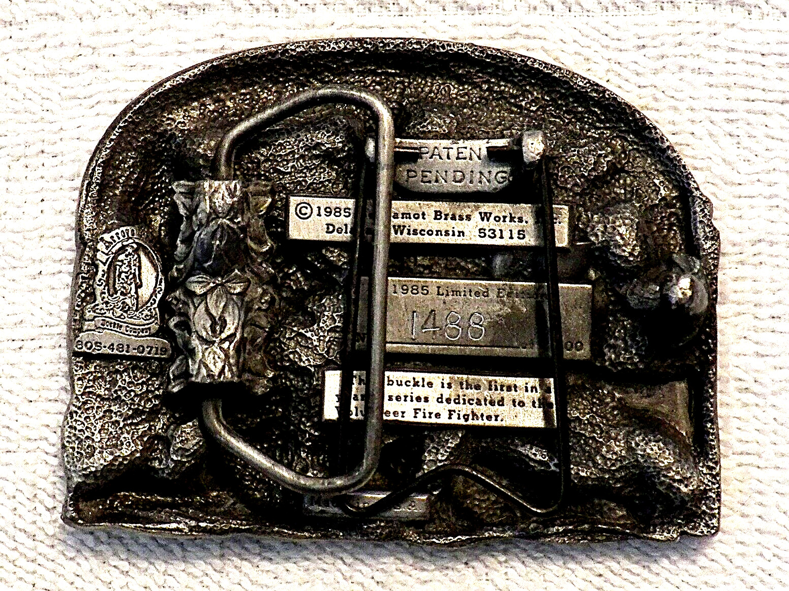 LIMITED EDITION VOLUNTEER AMERICAN FIRE FIGHTER 1985 COMMEMORATIVE 1488/2500 BB7