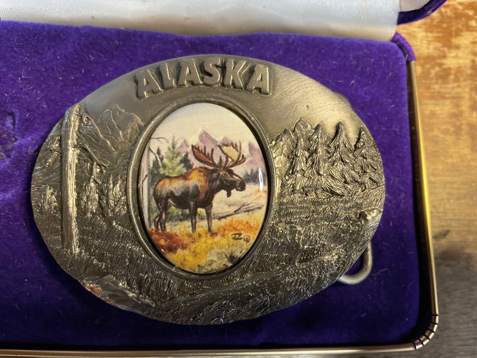 Artistic Impressions Western Moose belt Buckle Julie Zsupnik Porcelain Unworn