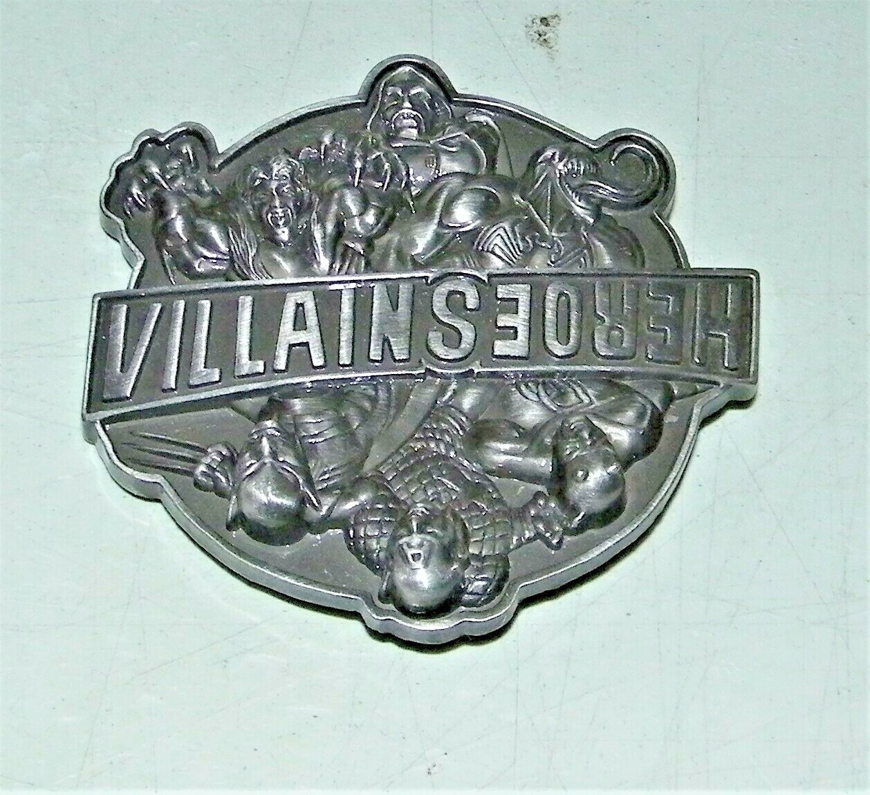 2009 MARVEL Comic HEROES VS VILLAINS Brass BELT BUCKLE Nickel Silver Color E.C.