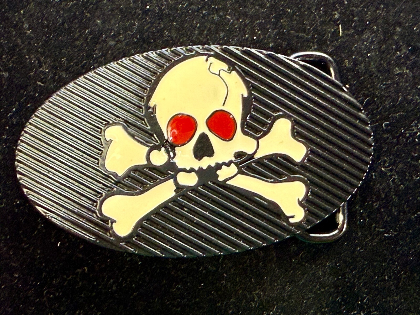 Creepy Red Eyes Skull Crossbones Halloween Gothic Punk Vibe Enameled Belt Buckle