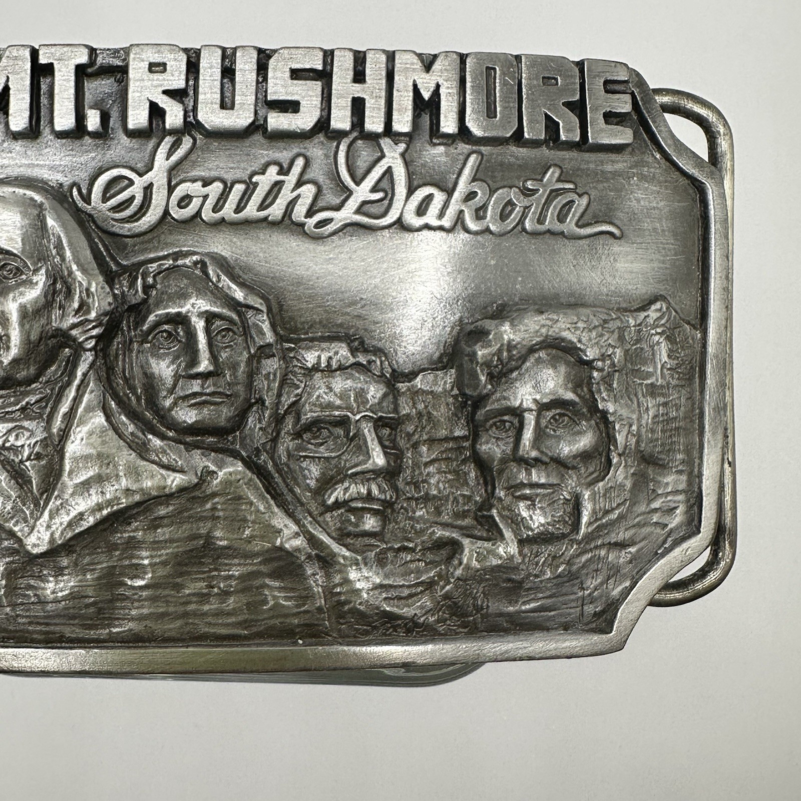 VTG Siskiyou Mt Rushmore Belt Buckle Presidents National Landmark 1987