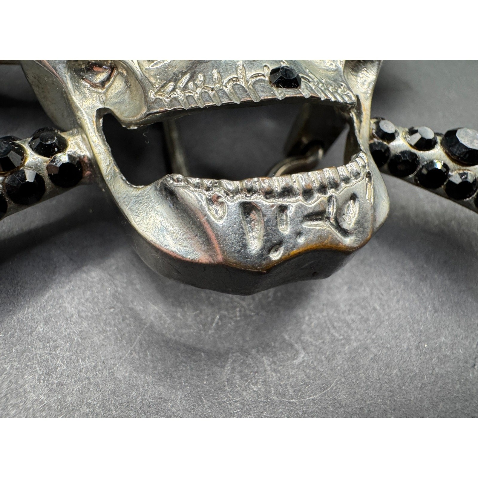 Pirate Skull Head Crossbones with Rhinestone Accent Gothic Punk Belt Buckle