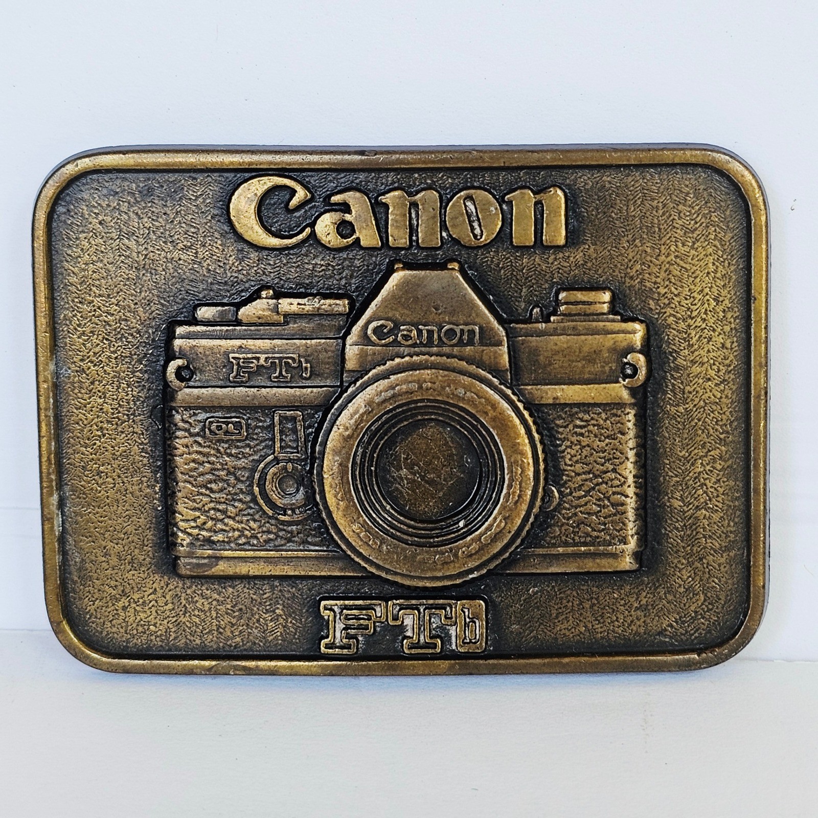 Vtg 70&rsquo;s Canon FTb Camera Belt Buckle Brass Tone Photography Accessory Retro 822