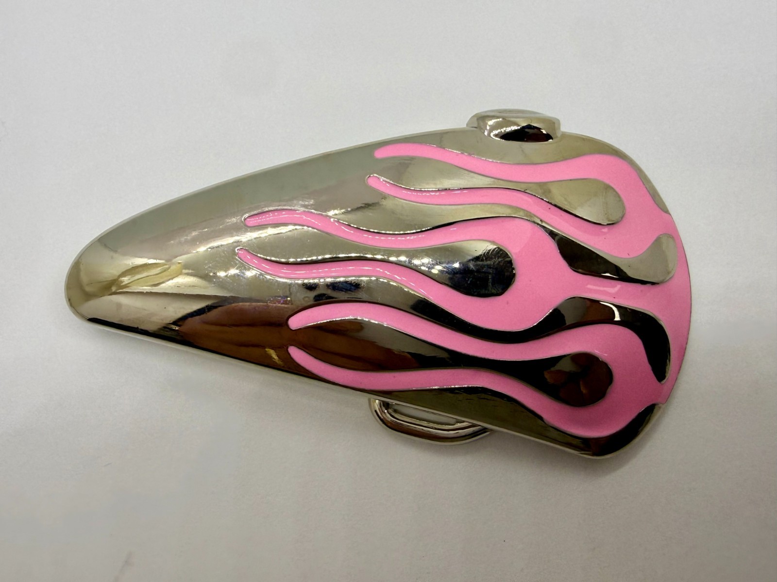 Motorcycle Hot Rod Flames Pink Enamel Gas Tank Buckle Rage Bikers Belt Buckle