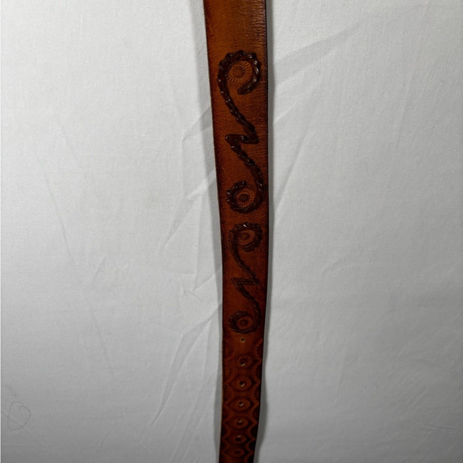 Levi’s Men’s Tooled and Braided Stitched Brown Leather Belt Western Hippy