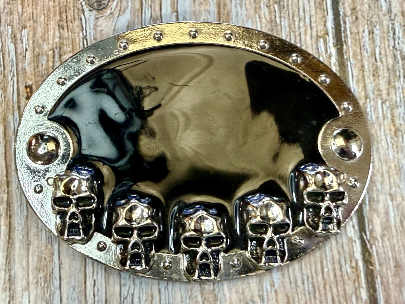 Creepy Five Skull&rsquo;s Head Black Enameled Halloween Gothic Punk Biker Belt Buckle