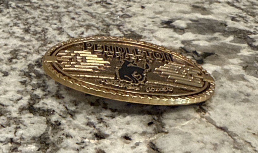 Pendleton Whisky Belt Buckle 2026 Limited Edition Montana Silversmiths Gold EUC
