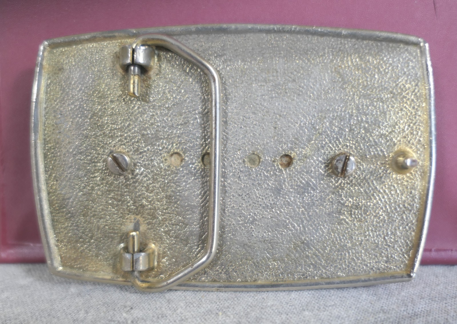 Vintage Gold Metal Western Engraved Plumes & Oak Leaves Agate Cameo Belt Buckle
