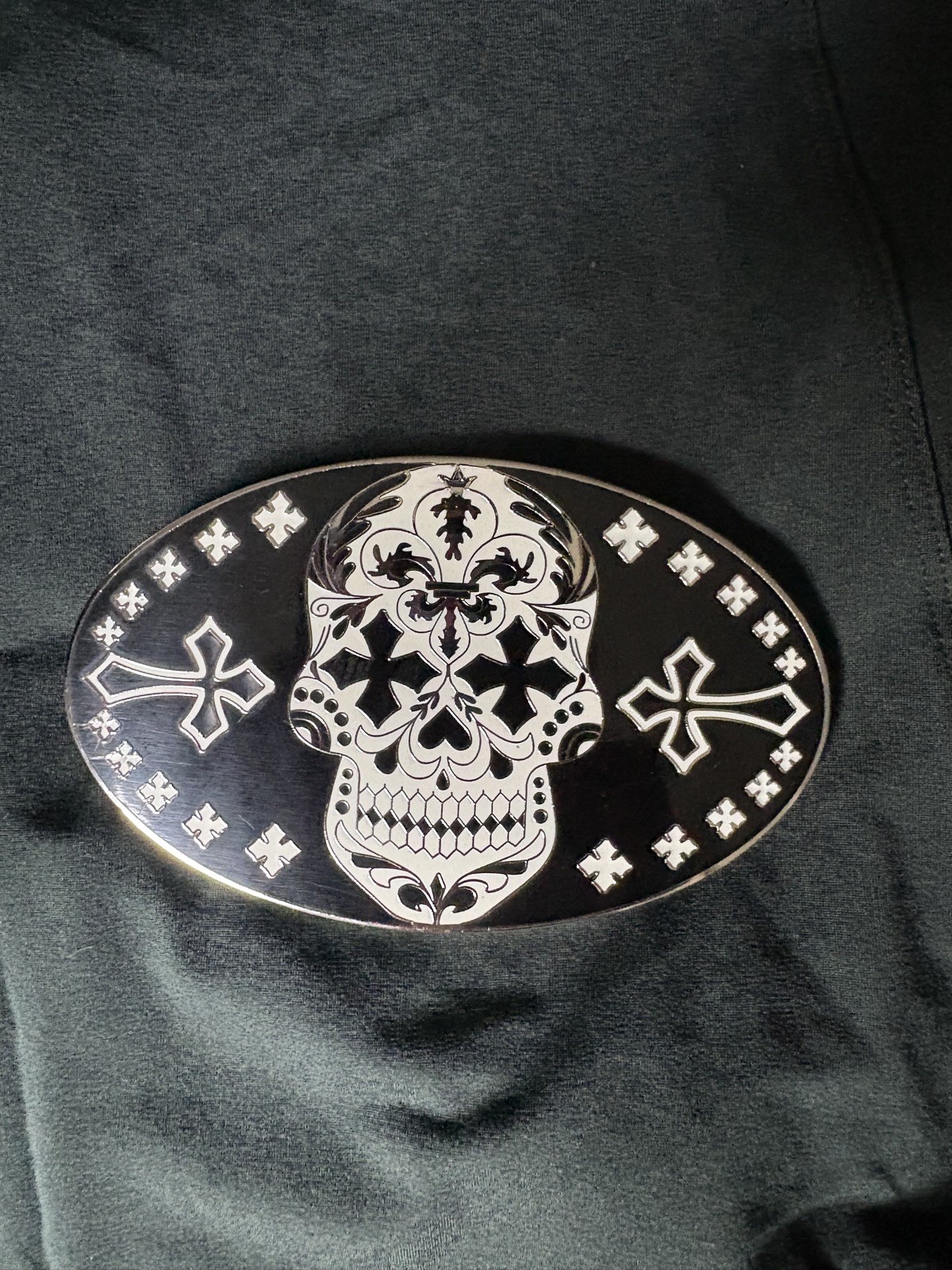 KING BABY BIG BELT BUCKLE 1-3/8&Prime; DIA DE LOS MUERTOS DAY OF DEAD CROSS & SKULL