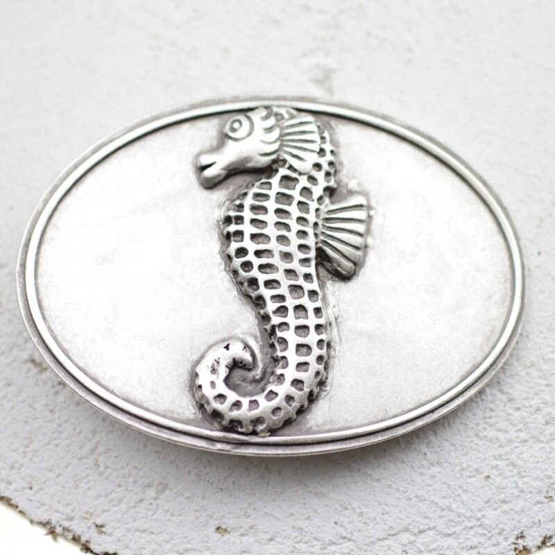 Oval Seahorse Metal Belt Buckle – Maritime Design for Interchangeable Belts