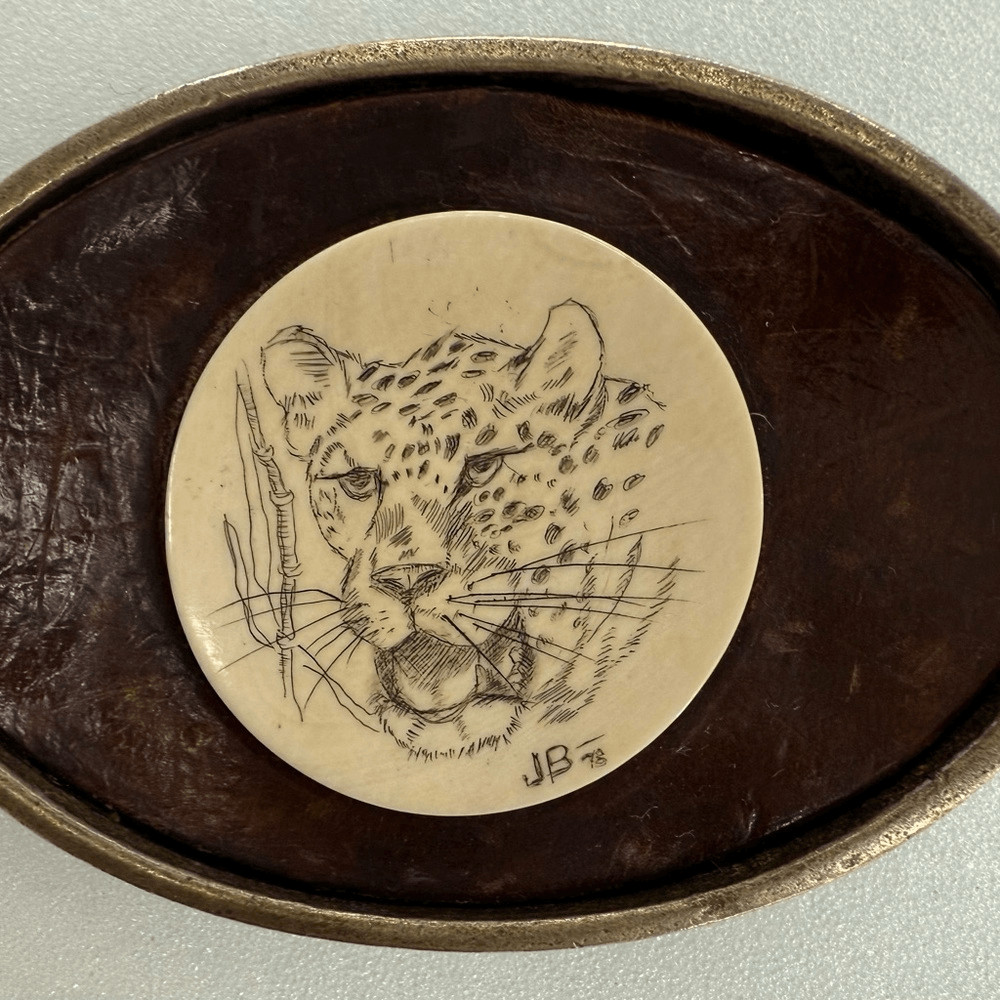 Vintage Barlow 1978 Brass authentic Scrimshaw and leather Buckle signed